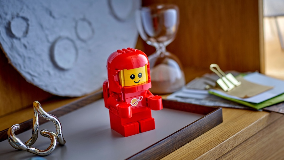 LEGO GWP 40767 Up-Scaled Baby Astronaut officially revealed