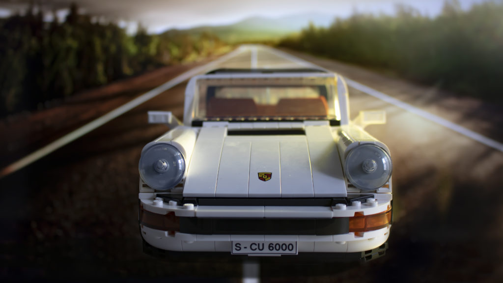 LEGO Creator 10295 Porsche 911 gallery 2