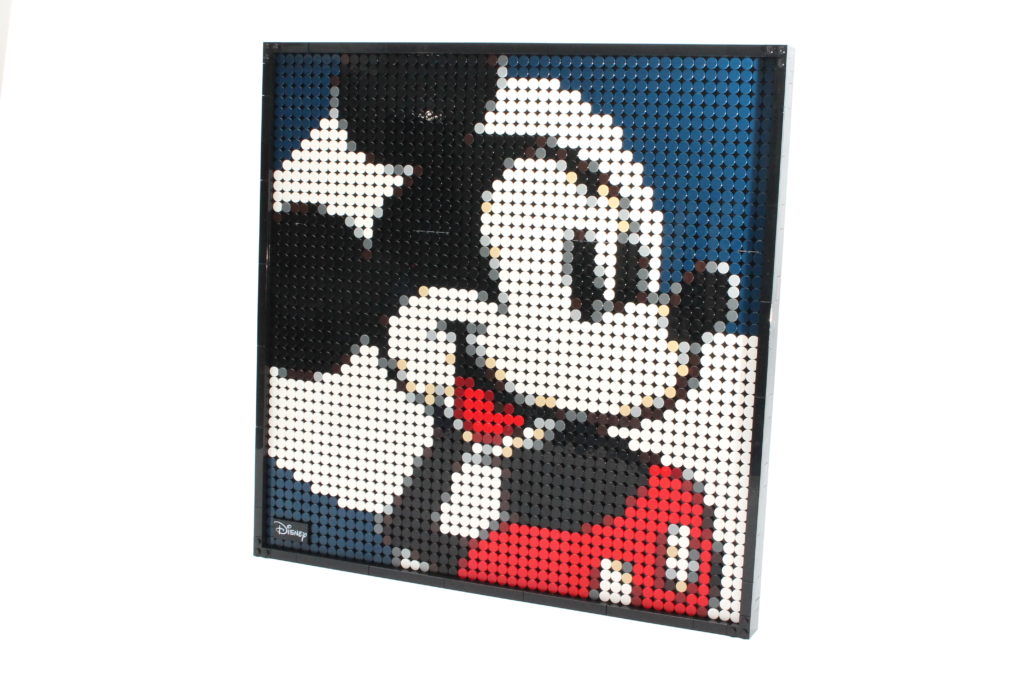 LEGO Art 21302 Disneys Mickey Mouse Review 1 1
