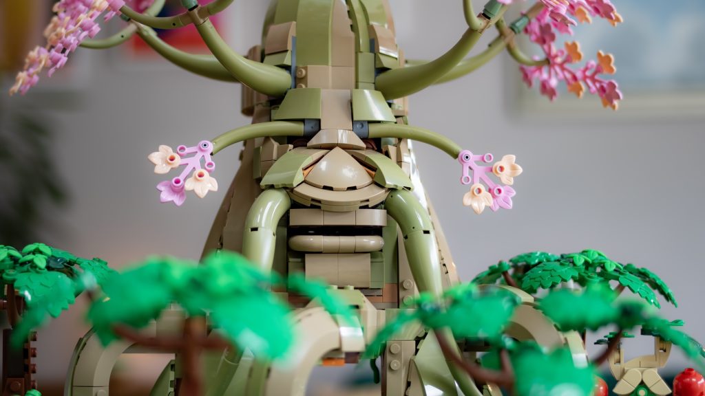 LEGO Legend of Zelda 77092 Great Deku Tree 2 in 1 5 1024x576