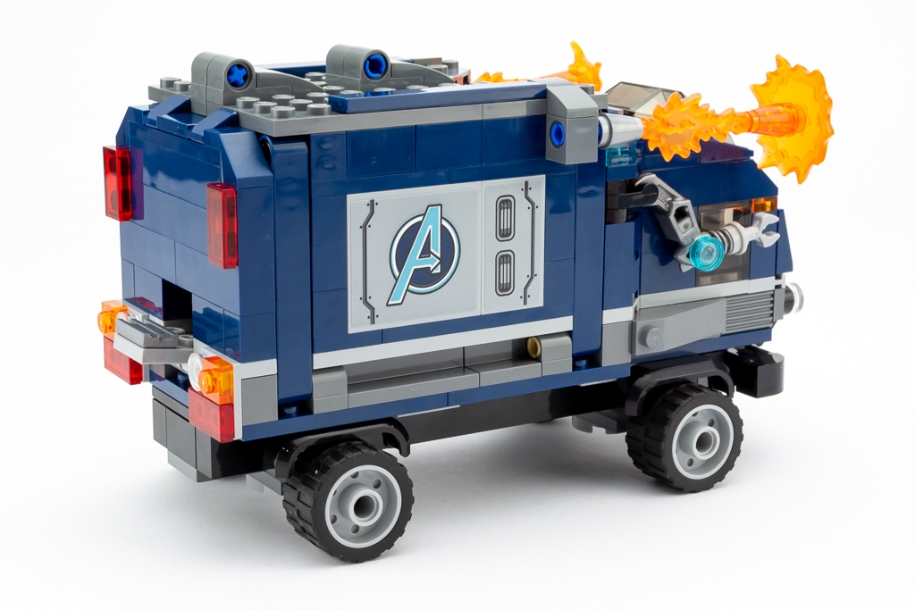 LEGO Review Avengers Truck Take down 13