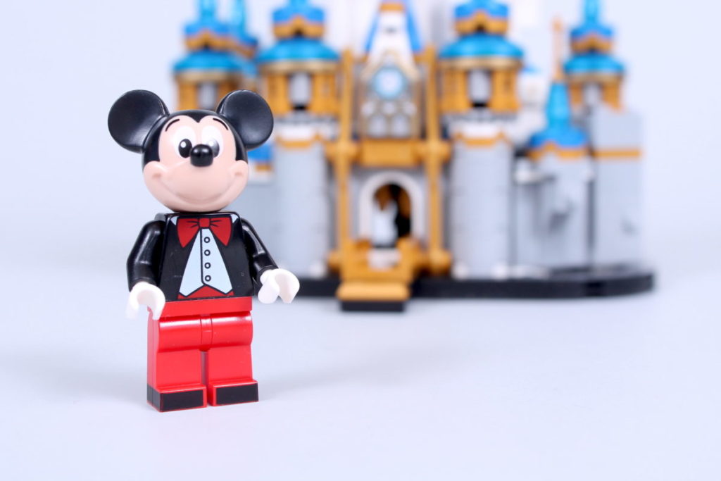LEGO Disney 40478 Mini Disney Castle review 23 1024x683