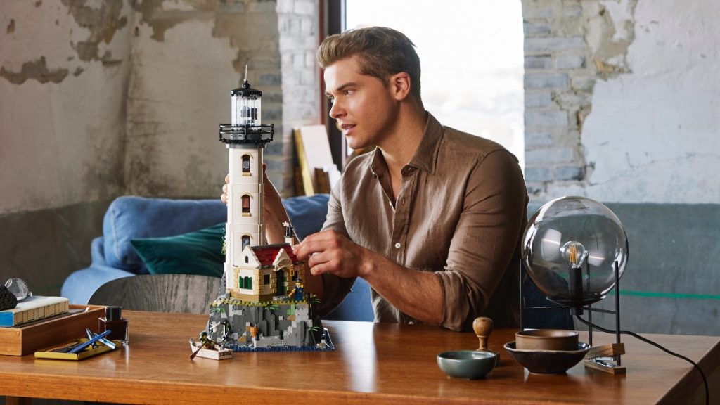 LEGO Ideas 21335 Motorised Lighthouse lifestyle featured 3 1024x576