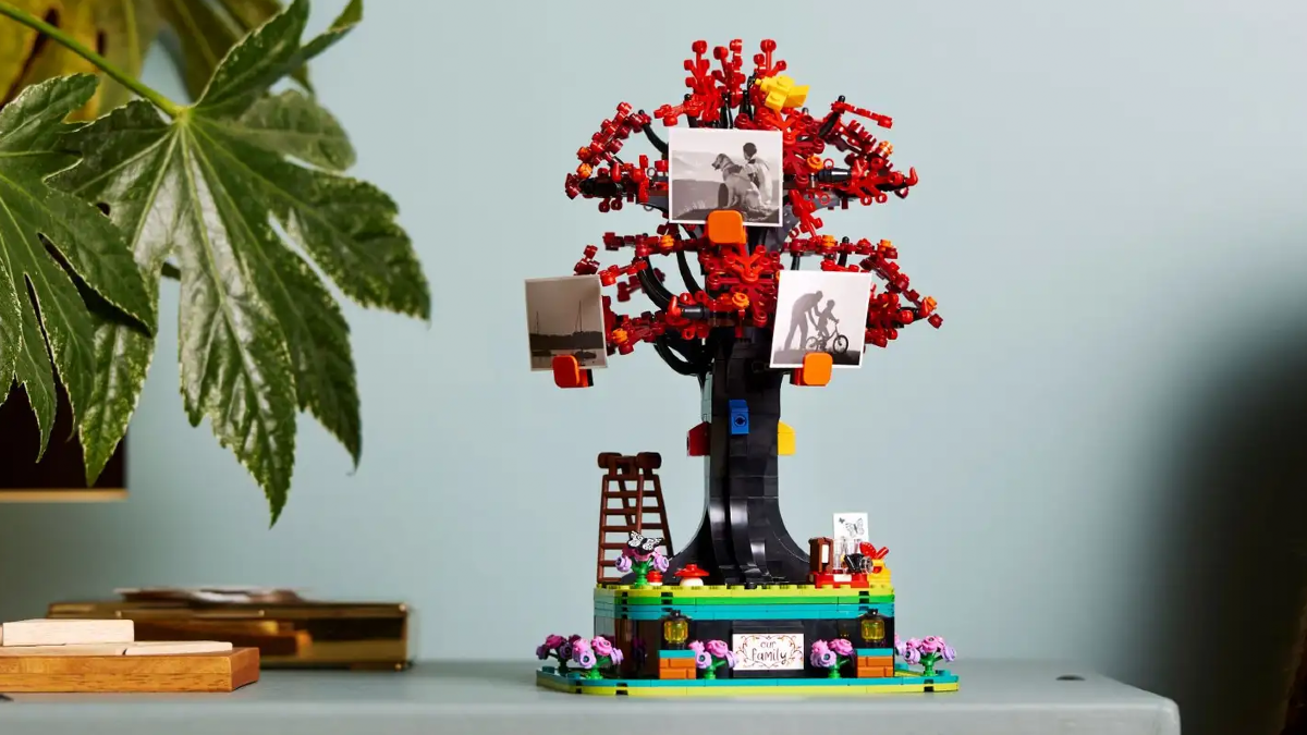 LEGO Ideas 21346 Family Tree officially revealed