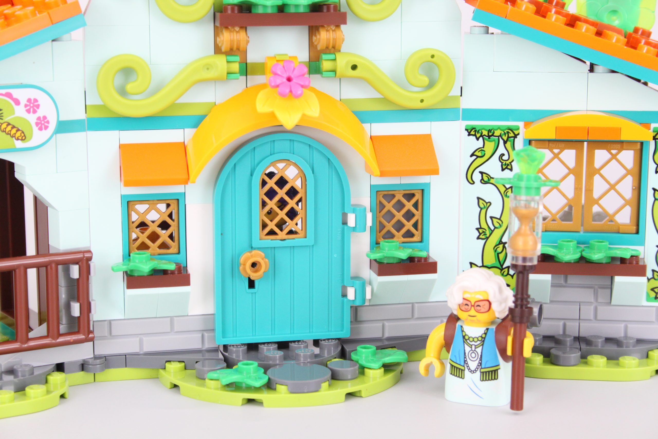 LEGO DREAMZzz 71459 Stable of Dream Creatures review 6 scaled