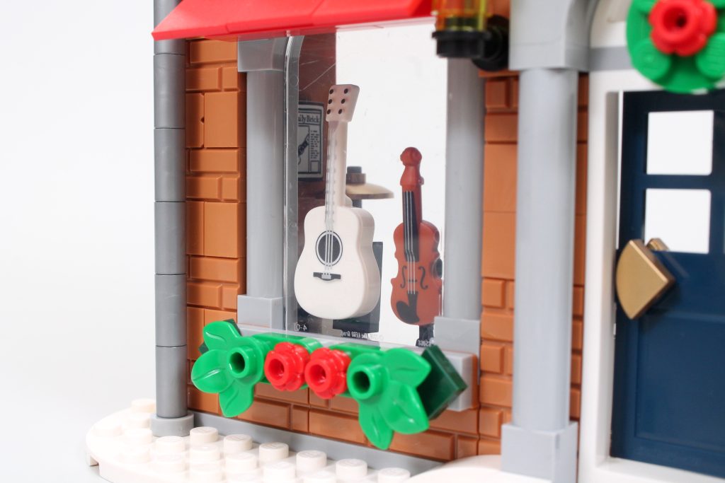 LEGO Winter Village 10308 Holiday Main Street review 7 1024x683