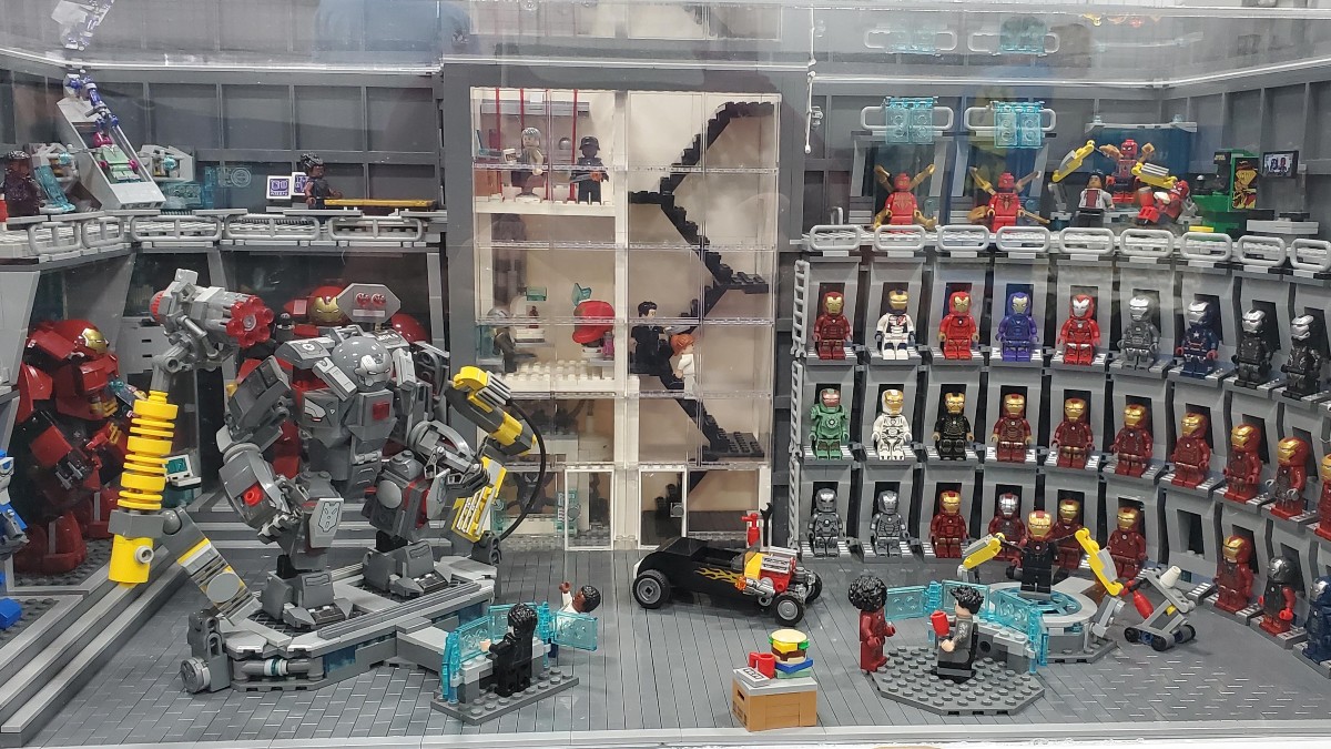 This LEGO Marvel build has pretty much every Iron Man minifigure