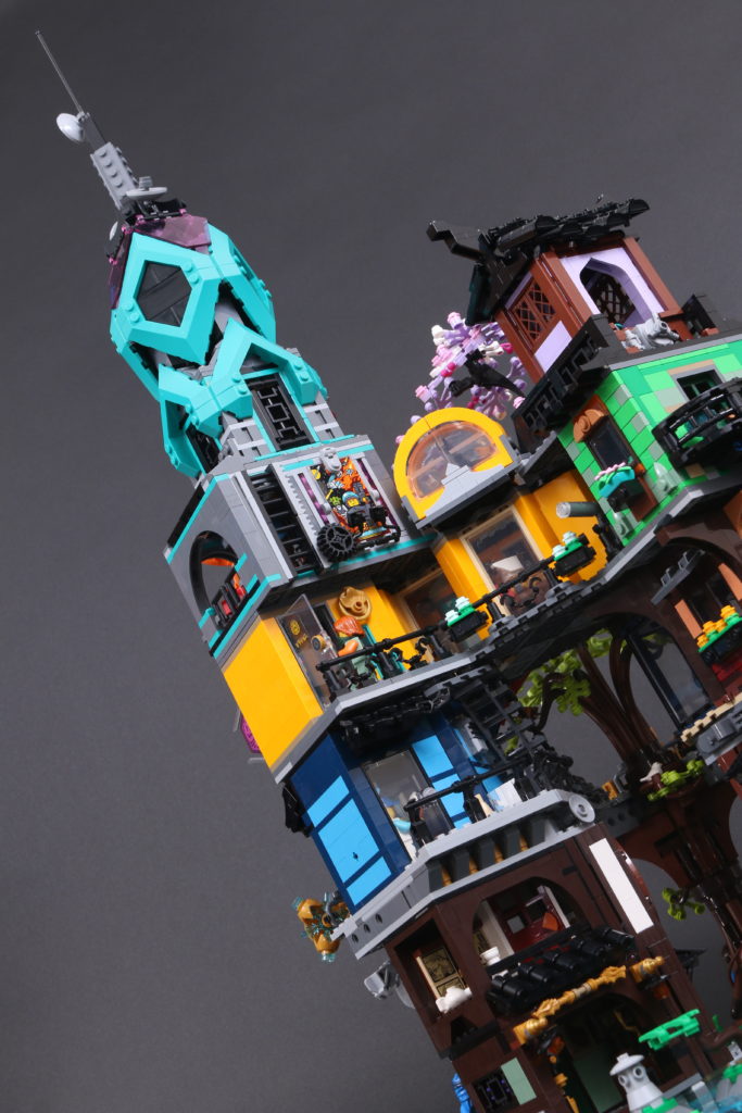 LEGO NINJAGO 71741 NINJAGO City Gardens review 30
