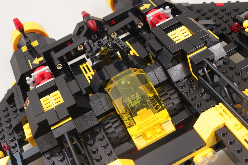 LEGO Icons 10355 Blacktron Renegade review 16 1024x683