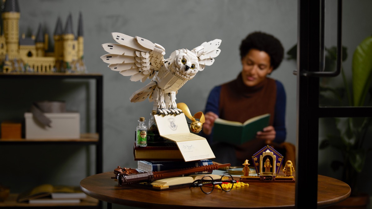 LEGO Harry Potter 76391 Hogwarts Icons Collectors’ Edition available now