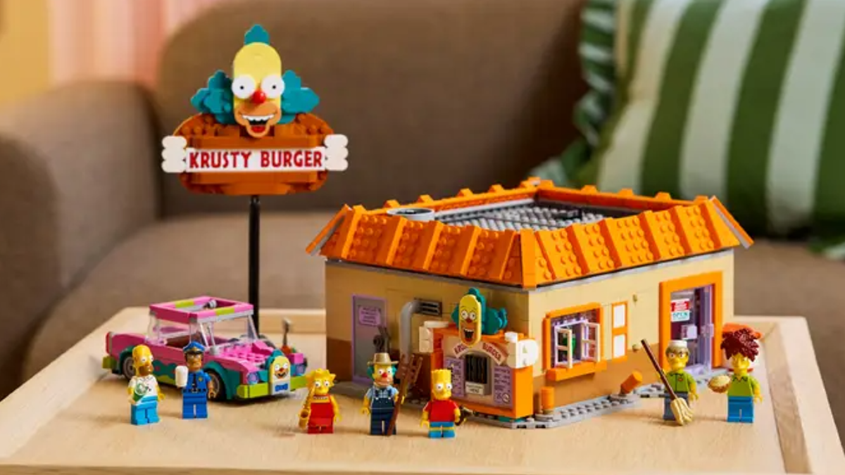 LEGO wants you to apply stickers off-centre in 10352 The Simpsons: Krusty Burger