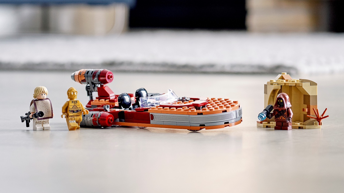 There are more LEGO Star Wars Luke's Landspeeders than you think