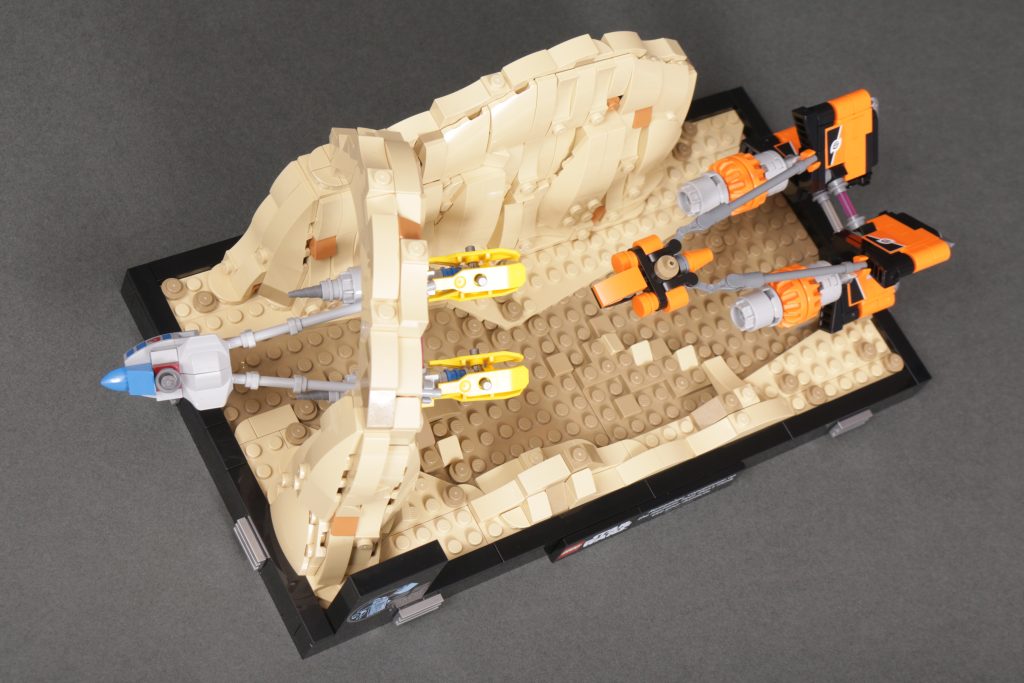 LEGO Star Wars 75380 Mos Espa Podrace Diorama review 22 1024x683