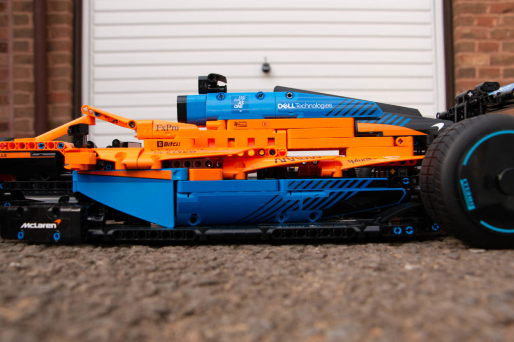 LEGO Technic 42141 McLaren Formula 1 Race Car review 26 1024x683
