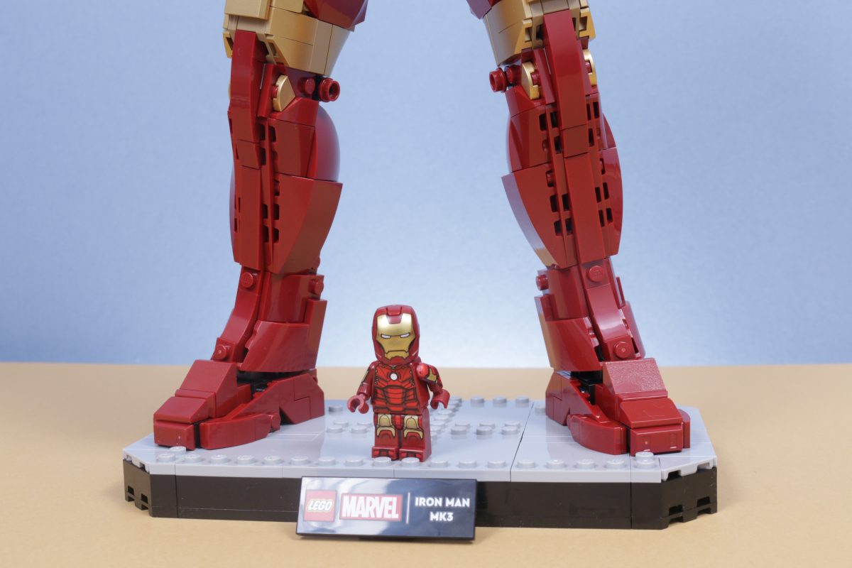 LEGO Marvel 76344 Iron Man Mark 3 Collectors Edition review 55 1200x800
