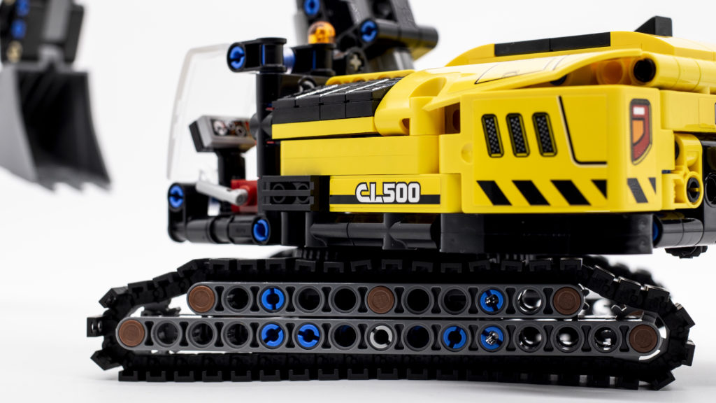 LEGO Technic 42121 Heavy Duty Excavator 20
